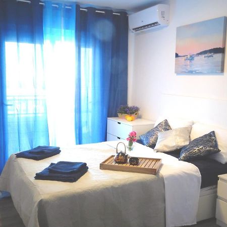 Studio With Terrace And Pool Torrevieja Dış mekan fotoğraf